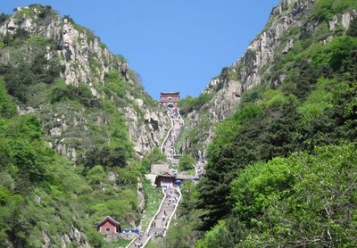 泰山景區發布部分免費景點開放時間及最大游客量通告