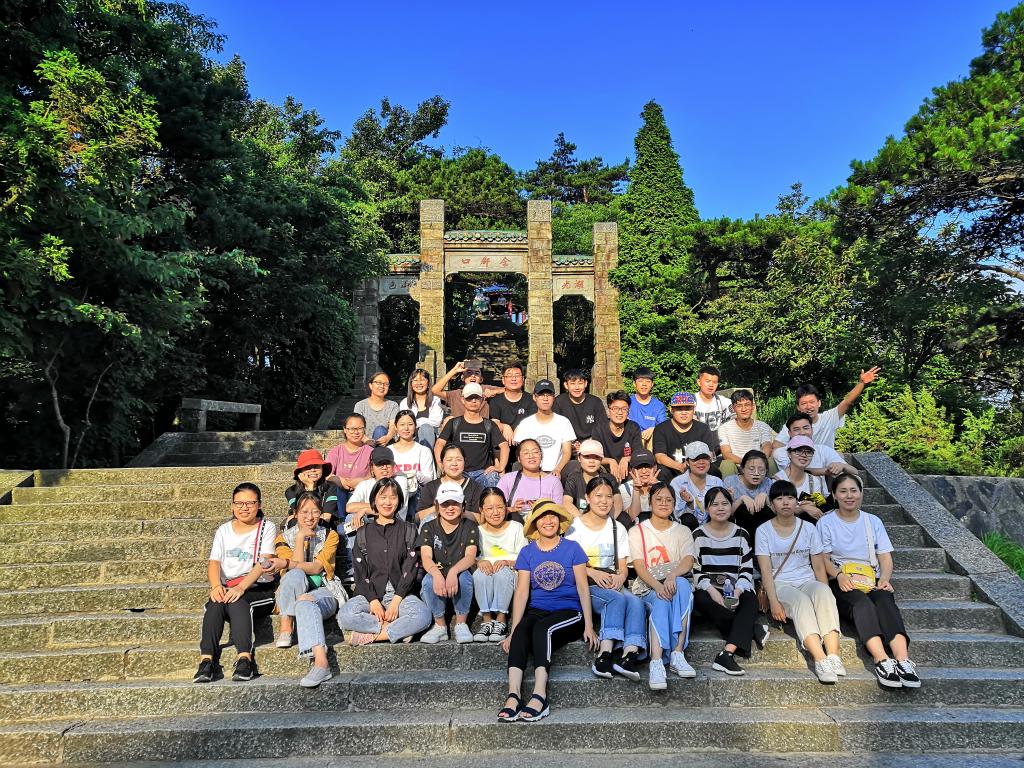 商學(xué)院2018級旅游管理專業(yè)圓滿完成認識實習(xí)工作，聚焦園區(qū)管理服務(wù)實踐